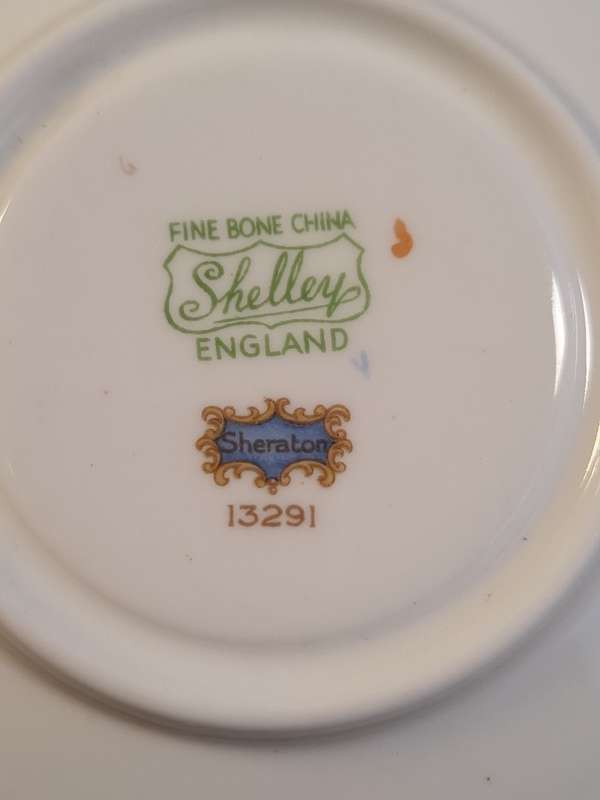Shelley - Sheraton 13291 Saucer.