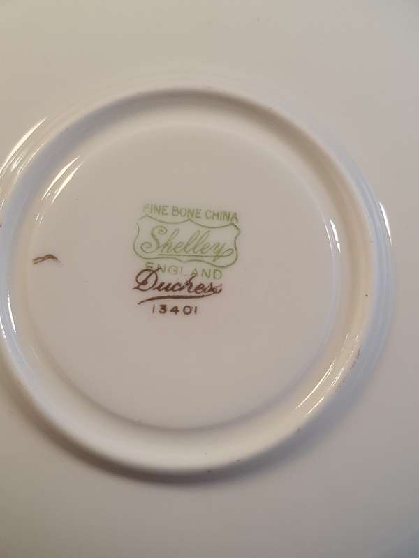 Shelley - Duches Saucer - 13401 - A.