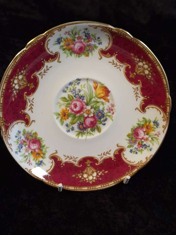Shelley - Duches Saucer - 13401 - B.