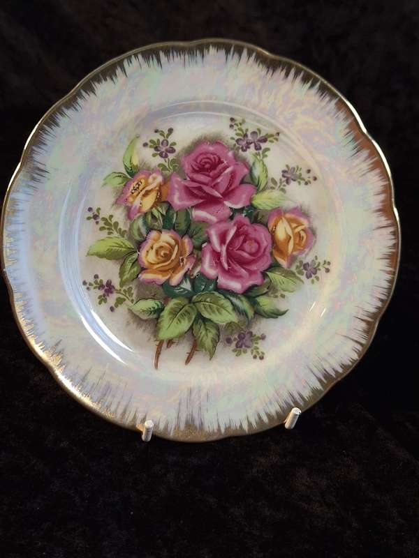 Laster with brushed Gold Rims Roses Small Plate - B.