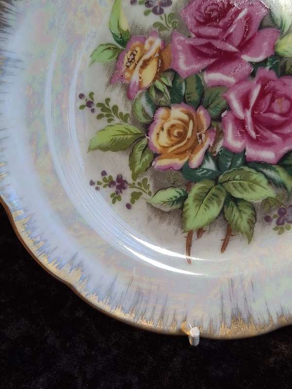 Laster with brushed Gold Rims Roses Small Plate - B.