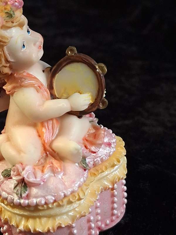 Resin Heart Shape Trinket Box with Cherub