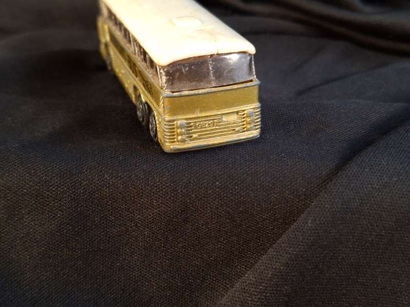 Vintage Airport Bus - 1980's