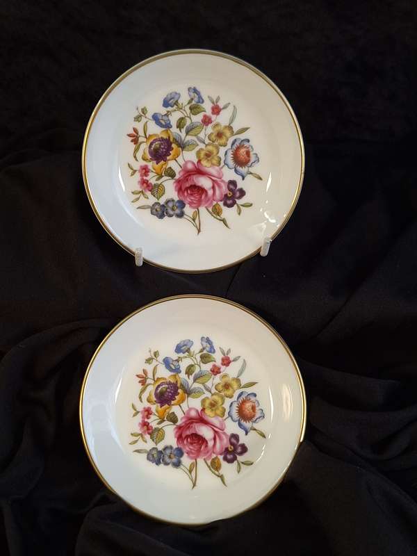 Royal Worcester Fine Bone China Pin Dishes (Set of 2)