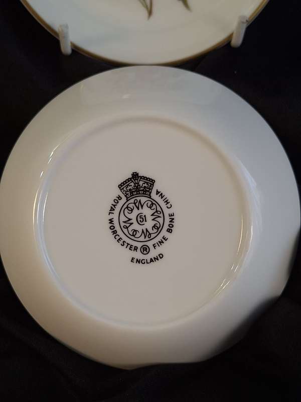 Royal Worcester Fine Bone China Pin Dishes (Set of 2)