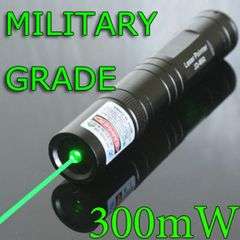 Brandnew MILITARY GRADE 300mW 532nm Green Beam Laser Pointer + Li Battery + Charger