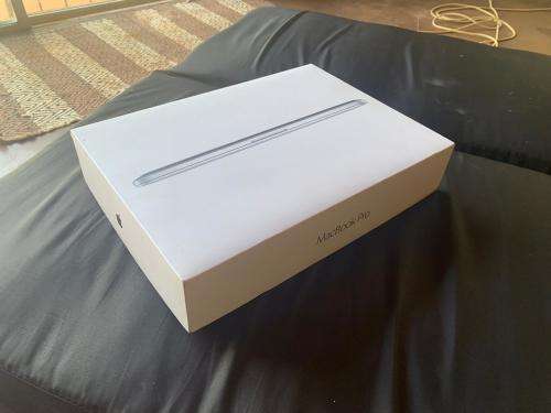 MacBook Pro retina 13-inch mid 2014 500gb ssd