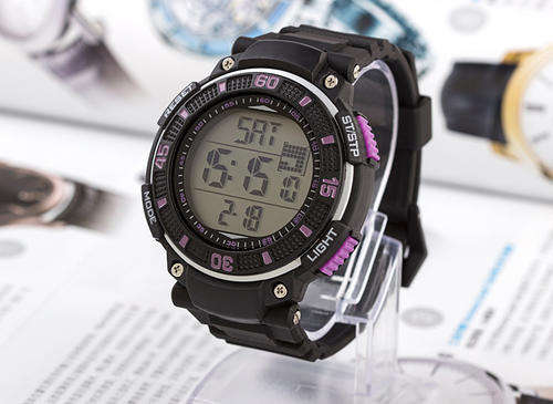 Oversized Sports / Running Watch (Purple)