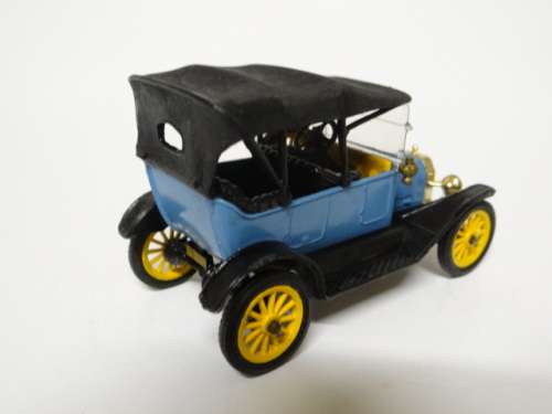 Corgi classics Ford model T blue