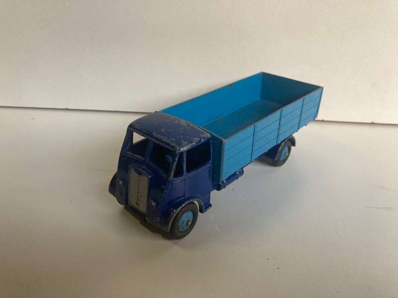 Dinky super toy 511 Guy 4 Ton Lorry truck