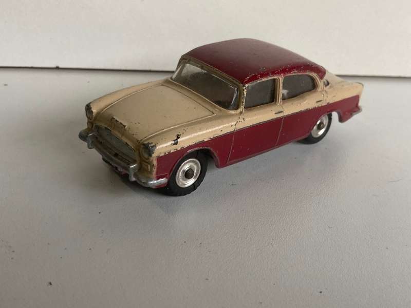 Dinky 165 Humber Hawk
