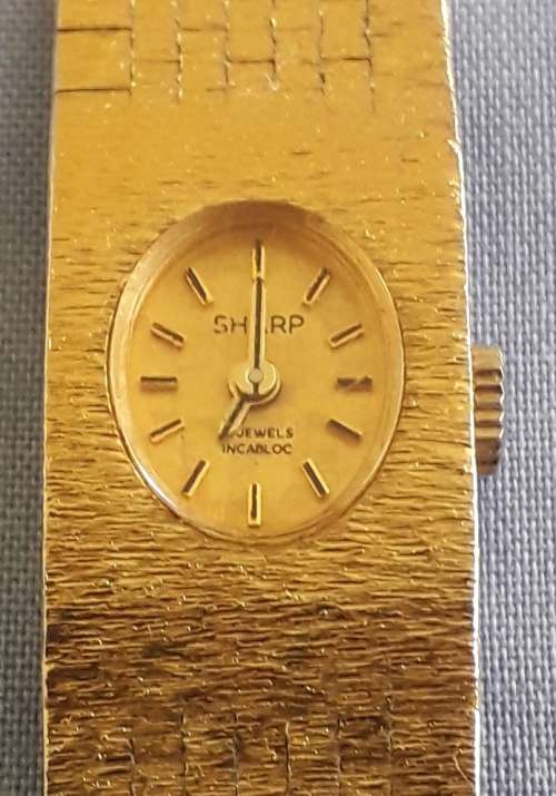 Beautiful Ladies SHARP watch with beautiful strap - not working