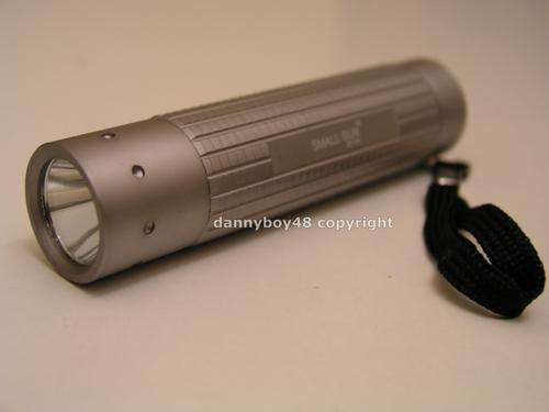 NEW! SMALL SUN ZY-106 CREE LED FLASHLIGHT