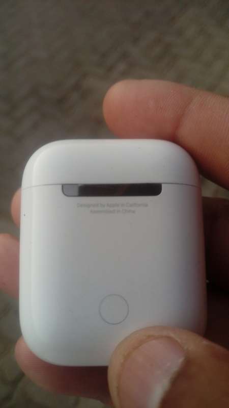 Apple Airpods + Wireless Charger
