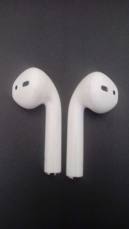 Apple Airpods + Wireless Charger