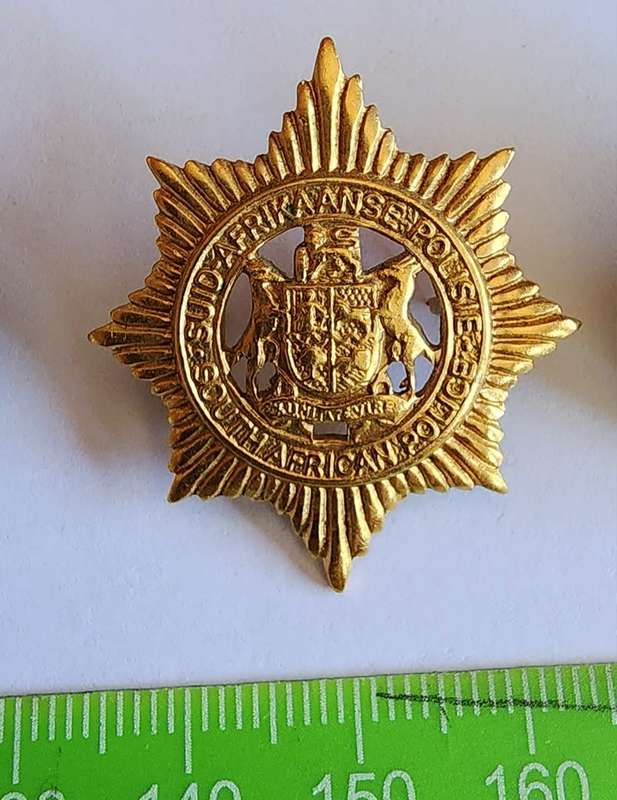 South African Police Service: Badge and button collection
