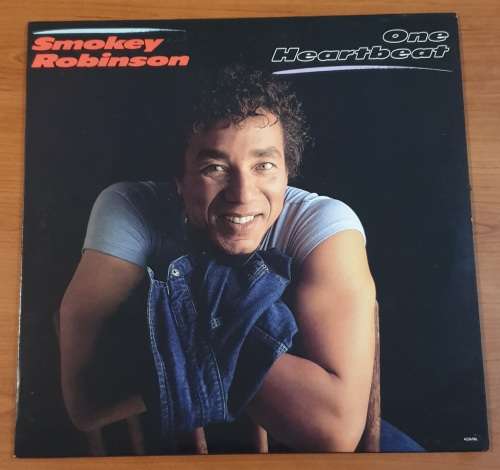 SMOKEY ROBINSON One Heartbeat (Excellent/Exc) Motown 6226ML USA Pressing 1987 - Lyrics