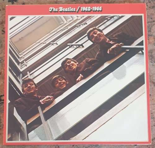 THE BEATLES 1962-1966 - Double LP (VG+/VG+) EMI Parlophone PCSP J(S) 717  - Lyrics - Gatefold