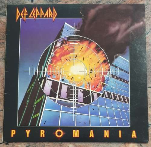 DEF LEPPARD Pyromania (Very Good+/Excellent) Vertigo STAR 5300 SA Pressing 1983