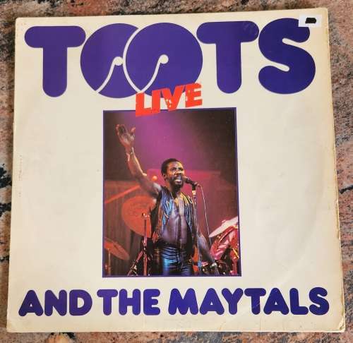 TOOTS & THE MAYTALS Live At Hammersmith Palais (VG+/VG) Island ILPS 29647 SA Pressing 1981 - RARE