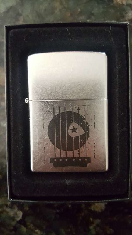Original 2008 Marlboro Zippo Guitar Pick Strings Street Chrome Rare