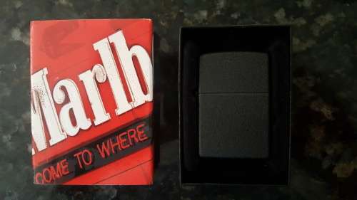 Original 2008 Marlboro Zippo Lighter Black Crackle Very Rare
