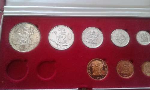 1972 PROOF SET ---WITH R1 SILVER ----NO GOLD