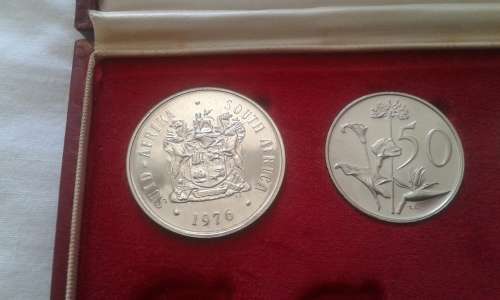 1976 PROOF SET WITH R1 SILVER ----NO GOLD