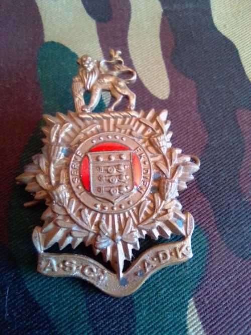 SADF /SA ARMY ADMIN SERVICE CORPS (A.S.C) CAP BADGE