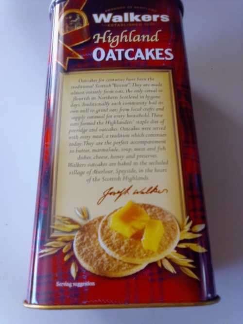 BISCUIT TIN (VINTAGE) WALKERS HIGHLAND OATCAKES
