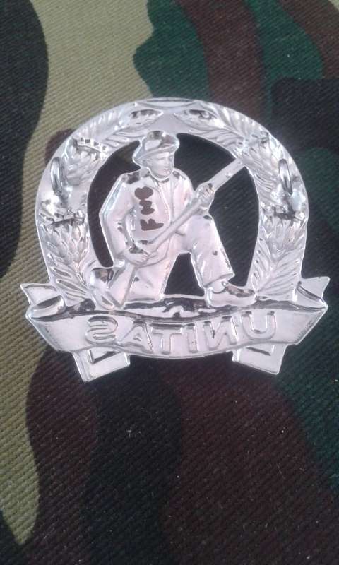 SADF UNITAS (SKIET COMMANDO) CAP BADGE - CHROMED