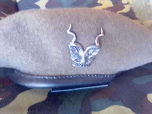 SADF -  SWATF AREA FORCE BERET WITH CAP BADGE ---ORIGINAL