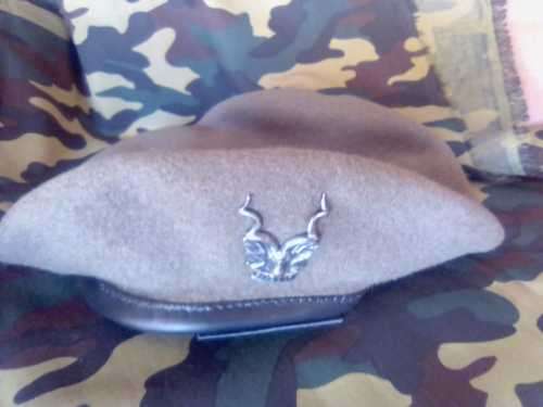 SADF -  SWATF AREA FORCE BERET WITH CAP BADGE ---ORIGINAL