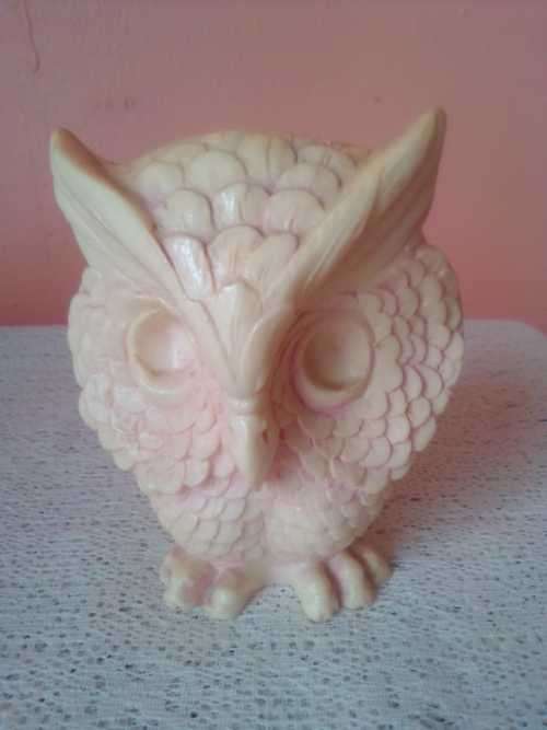 CERAMIC YELLOW FIGURINE  OWL - COLLECTABLE