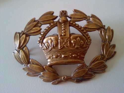 ROYAL ARMY WW2 WARRANT OFFICER RANK  BADGE - KINGS CROWN