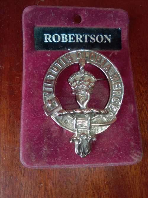 SCOTTISH CLAN CREST BADGE - ROBERTSON - by Art Pewter Silver Ltd