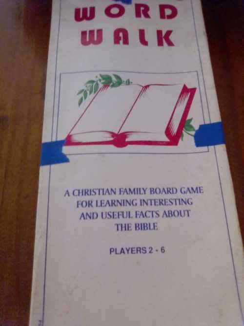WORD WALK - BIBLE QUIZZ CARDS AND FAMILY BOARD GAME