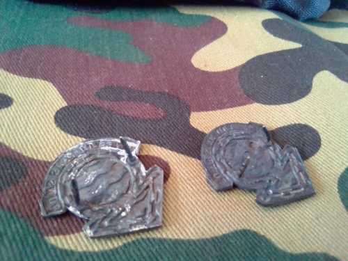 SADF MAINTENANCE BERET (FULL) **PLUS SET OF COLLAR BADGES AND SET  SHOULDER FLASHES