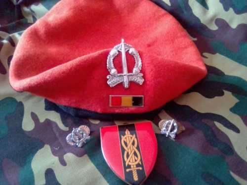 SADF MP/PROVOST SET (FULL) BERET(INCL. BADGE,BALKIE,ARMBAND,SHOULDER FLASH, MESS DRESS BADGES)