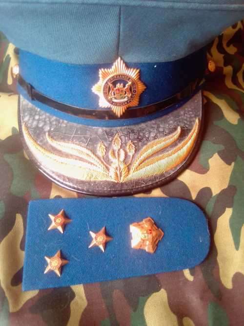 SADF - 1980`s SAP BRIGADIER GENERAL POLICE HAT WITH SINGLE BRIGADIER EPAULETTE - RARE- HARD TO FIND