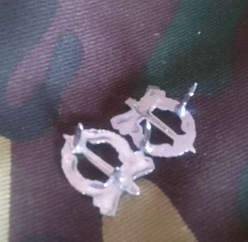 SADF/ SA ARMY MILITARY POLICE BERET  (FULL) ****INCL. SET OF MESS DRESS BADGES