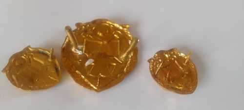 SADF PRISON SERVICES CAP BADGE **INCL.SET OF COLLAR BADGES