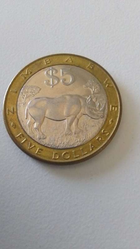 ZIMBABWE 2001 FIVE DOLLAR COIN -