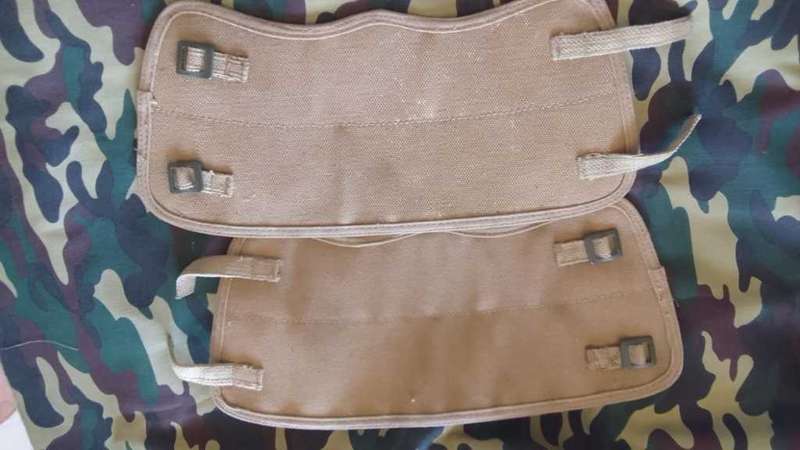 SADF/ SA ARMY  ANKLE PUTTEES (SET)