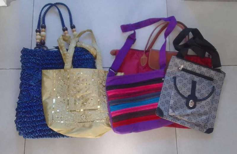 LADIES HANDBAGS (TAKE ALL 5)