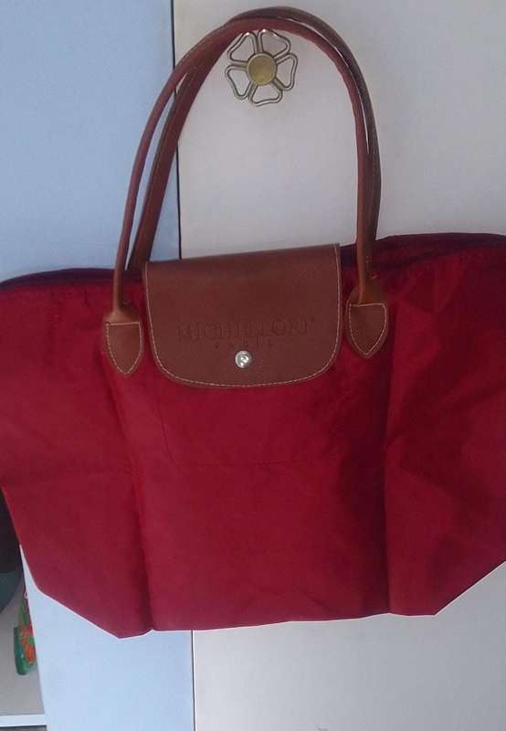 LADIES HANDBAGS (TAKE ALL 5)