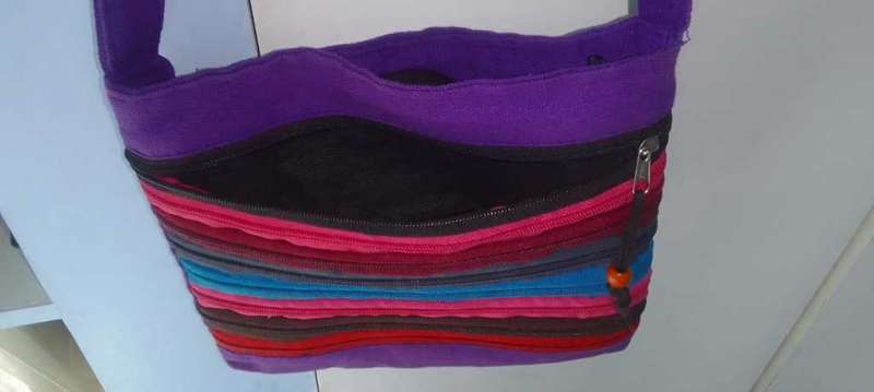 LADIES HANDBAGS (TAKE ALL 5)