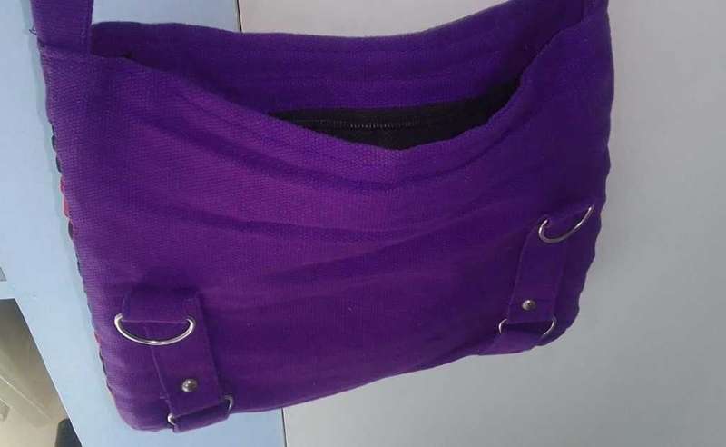 LADIES HANDBAGS (TAKE ALL 5)