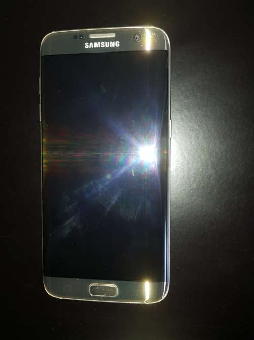 SAMSUNG S7 EDGE AWESOME CONDITION