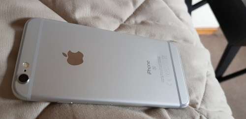 Iphone 6S + Skullcandy Jamaica earphones + Wifi Rooter